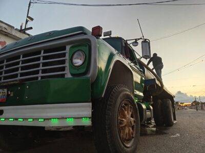 Suministro de agua Torres